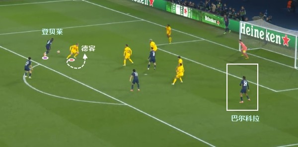  多特防线漏洞百出遭诟病  